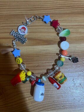 Wendy's Rewards Drops Promotional Charm Bracelet Brand New $100